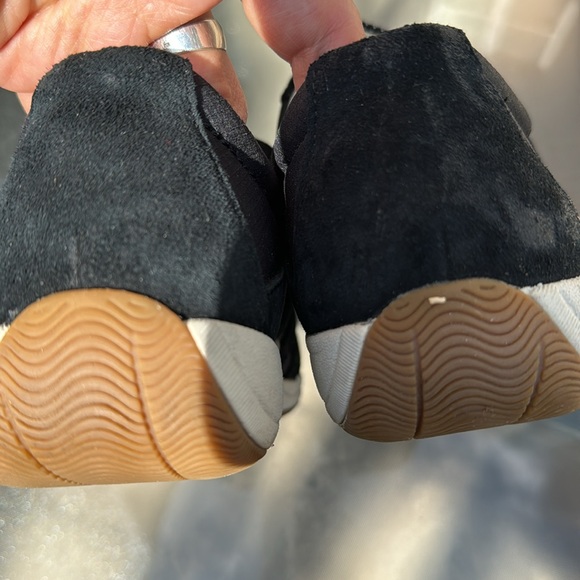 Dansko walking shoes size 39 sneakers - Picture 3 of 4